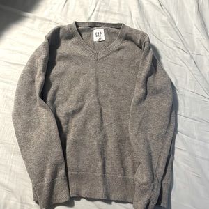 Barely used Gap sweater